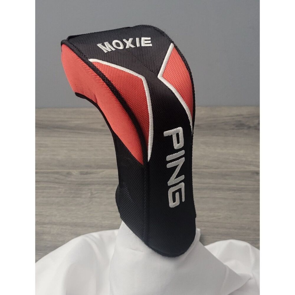 PING Moxie Junior Series Golf Headcover Red Black Knit Sock Fairway Driver Cover